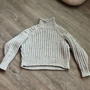 H&M sweater